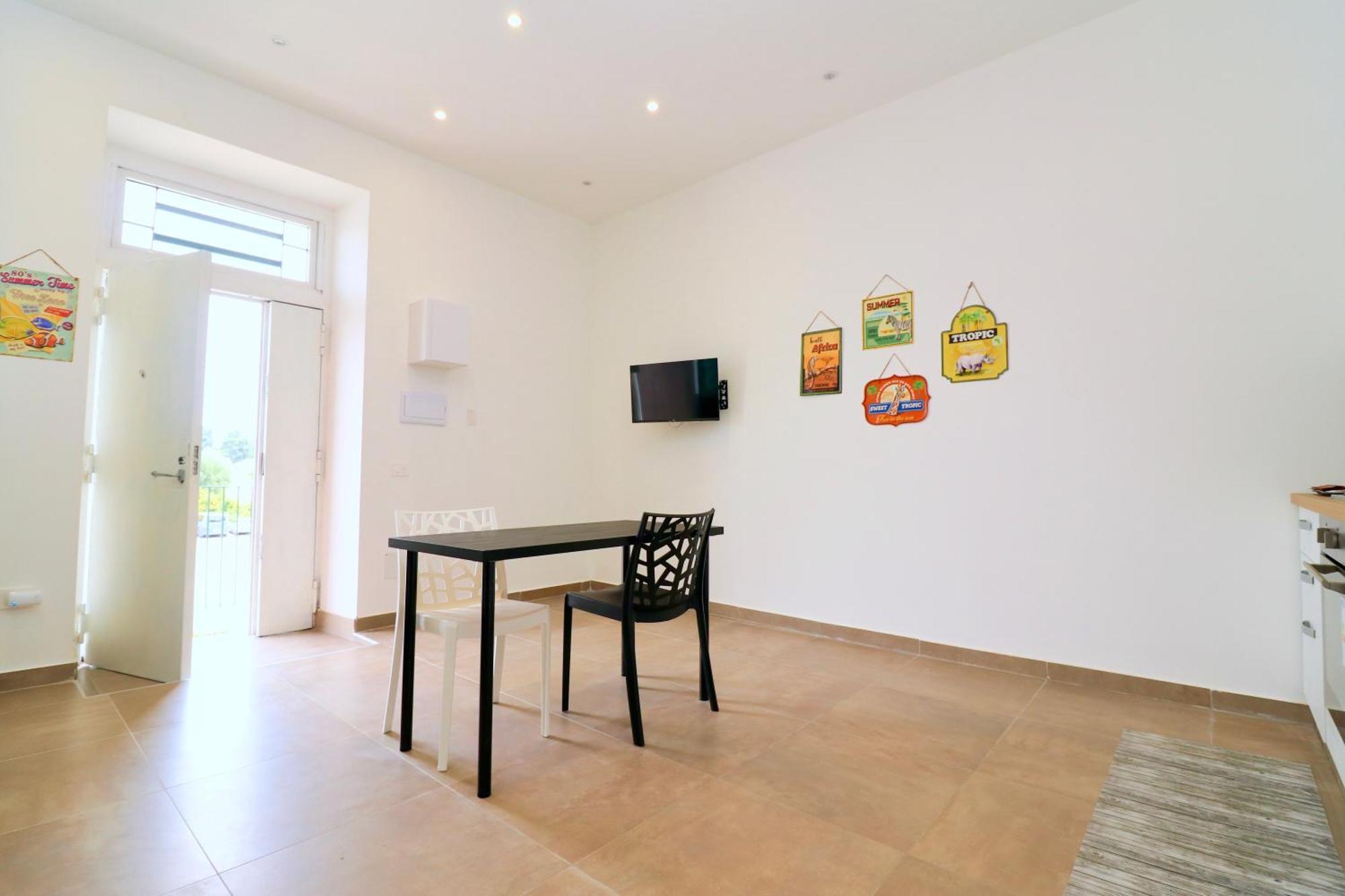 Airport Guest Houses Naples Extérieur photo